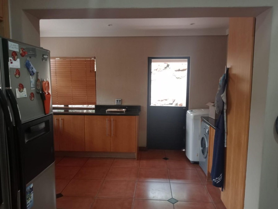 3 Bedroom Property for Sale in Safari Gardens North West